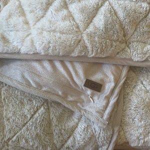 Ugg Sherpa comforter